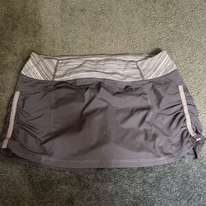 lululemon athletica Gray Striped Waist Active Skort